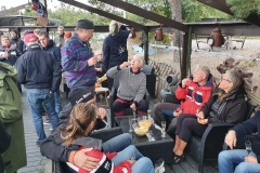 KM-Mingel-med-fru-ordforande-i-soffan